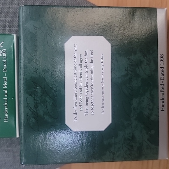 Hallmark 2 Sets of 3 miniature Winnie The Pooh Ornaments - Picture 5 of 7